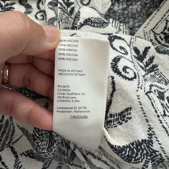 Free People Mia Tunic Cream and Black Aztec Bohemian Top Small Womens - Picture 9 of 9